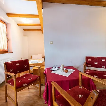 Rodinný Rogalo Casa de hóspedes 3*